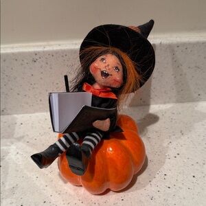 Annalee “Witch Kid on Pumpkin” 6in 2007 - Decorative Halloween Figure